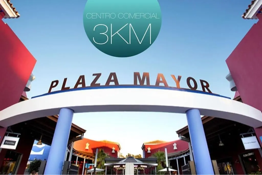 Z&Ole Apartment Torremolinos Homestay